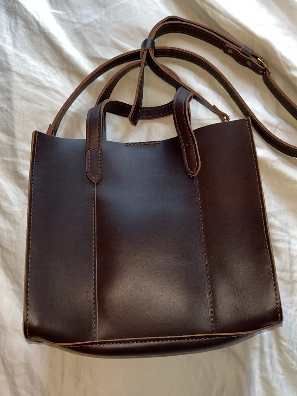 Portland Leather Lola Crossbody tote in Grizzly